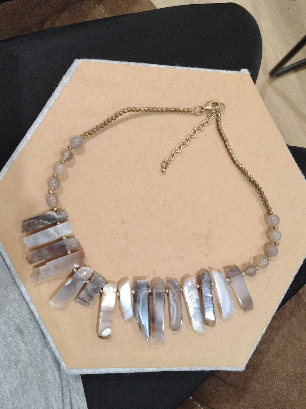 Gold Chain Agate Spike Statement Necklace in Neutral Tones